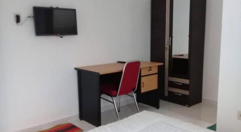Oyo 94143 Mahagoni House Syariah Hotel Bogor Bagian luar foto